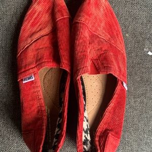 Corduroy toms
